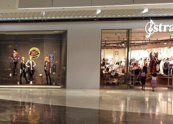 Stradivarius: Trendy and Affordable Fashion for Everyone