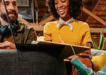 Upwork: Unlocking Freelance Opportunities with Smart Earning Potential