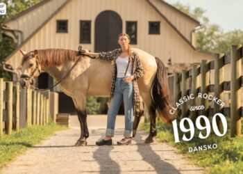 Comfort Meets Style: How Dansko Supports Every Step with Confidence