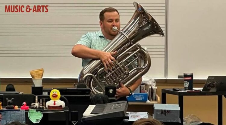 Music & Arts: Musical Instruments, Accessories and More