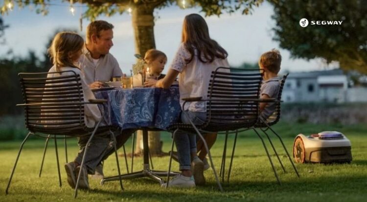 Navimow: How Smart Robotic Mowing Can Transform Your Everyday Lawn Care