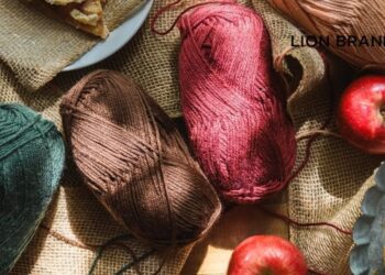 Lion Brand: How to Choose the Right Yarn and Create Beautiful Handmade Projects
